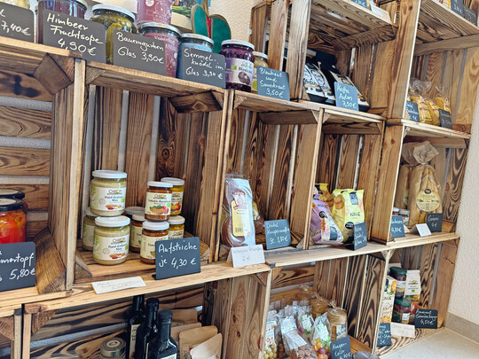 Einblicke in den Hofladen Sonntag in Wallenreute. Die Mglichkeiten der Direktvermarktung sind vielfltig. Der klassische Hofladen ist ebenso mglich wie ein Online-Shop.