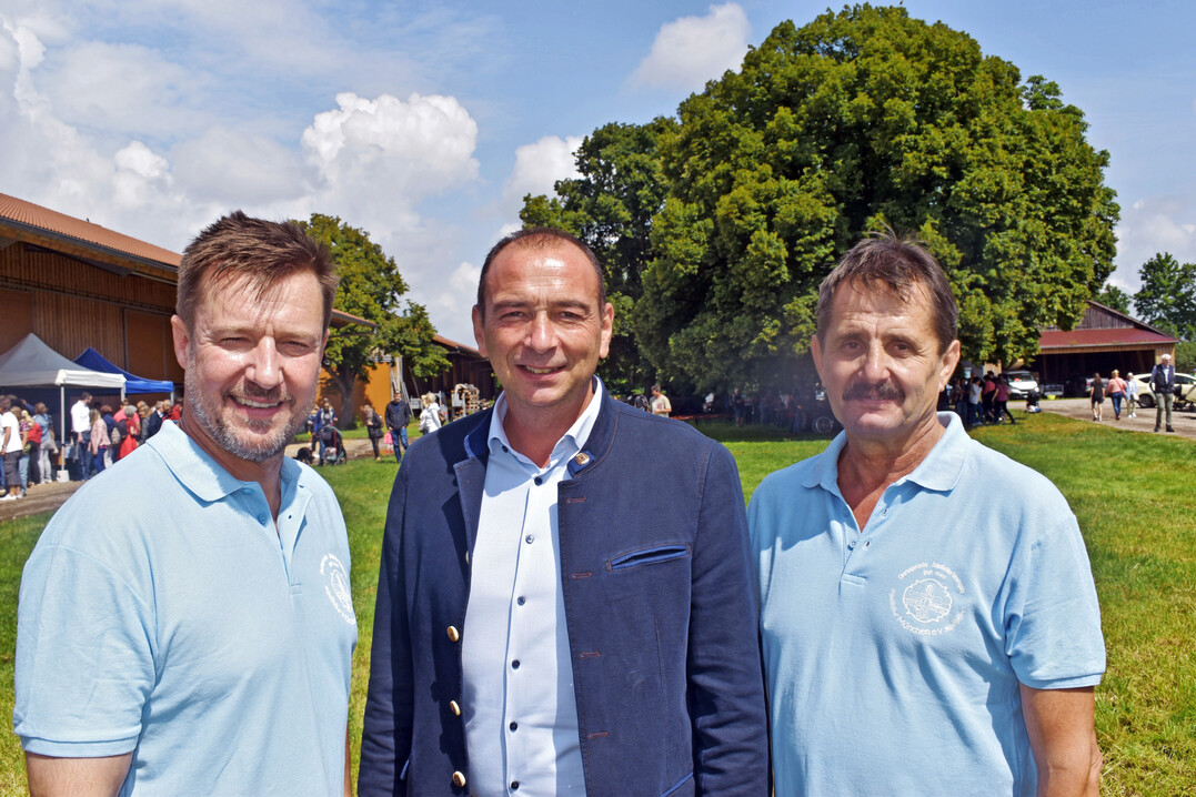 Freuten sich ber die groe Besucherzahl (v.l.): Thomas Hoyler, Brgermeister und Schirmherr Markus Bck sowie Gnther Beil. 