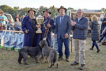 Gratulation an Rainhard Rohde (v.l.): Mario Wehlitz, Rainhard Rohde, Alfons Gimber.