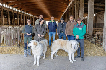 Besuch bei der Agrarprodukte Schwabhausen e.G. (v.l.): Caroline Gerbothe, Dr. Michael Mußlick (TMWLLR), Ministerin Colette Boss-John, Uwe Erl, Jens-Uwe Otto, Thomas Spittel und Gerd Steuding.