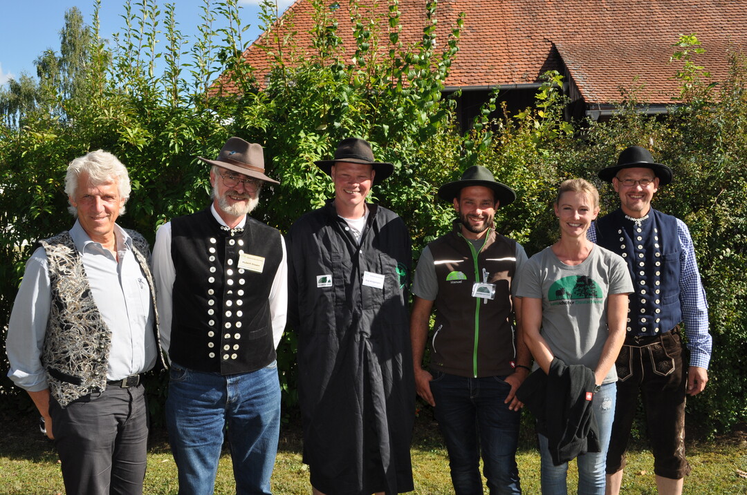 Vorstand der VDL-Abteilung Berufsschfer (v.l.): Dr. Stefan Vll (VDL-Geschftsfhrer), Hubertus Dissen, Kay Krogmann, Manuel Maucher, Sandra Pfarr (nicht im Vorstand) und Wendelin Schmcker.