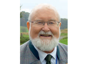 Dr. Rolf Minhorst