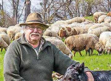 Mit seiner ruhigen, hilfsbereiten und immer lockeren Art 
war Ottmar Wirth berall sehr 
beliebt. 