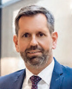 Mit einer zunehmenden Wolfsdichte rücke nach Olaf Lies eine andere Grenze in den Fokus, nämlich der Akzeptanzbestand. Also die Anzahl an Wölfen, die von den Menschen noch hingenommen werde.