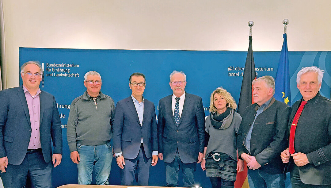 Zum Ende des Jahres hatte Bundeslandwirtschaftsminister Cem Özdemir (3. v.l.) noch ein offenes Ohr für die Belange unserer Bundesverbände.