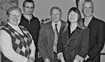 Der BDZ-Vorstand (von links): Hedwig Eusterwiemann, Joachim Kamann, Karl-
Heinz Frank, Ulrike Hfken und Geschftsfhrer Dr. Stefan Vll. Joachim Kamann
ist Berufsziegenhalter im baden-wrttembergischen Nuloch.