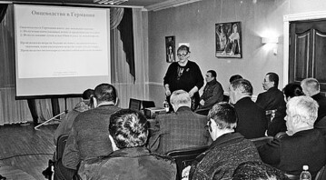 Dr. Regina Walther referierte vor fast 40 russischen Schaf- und Ziegenhaltern.