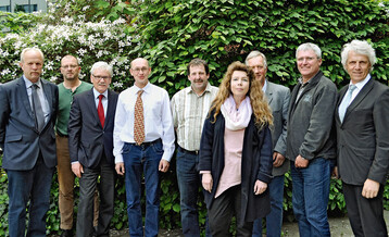 Der neue VDL-Vorstand (von links): A. Gimber, Dr. H.-J. Rsler, J. Lckhoff, W. Schmcker, J.-U. Otto, O. Humpert, H. Schmidt, W. Neumann und Geschftsfhrer Dr. S. Vll. Nicht auf dem Bild sind Dr. E. Brggemann und K.-H. Hinz.
